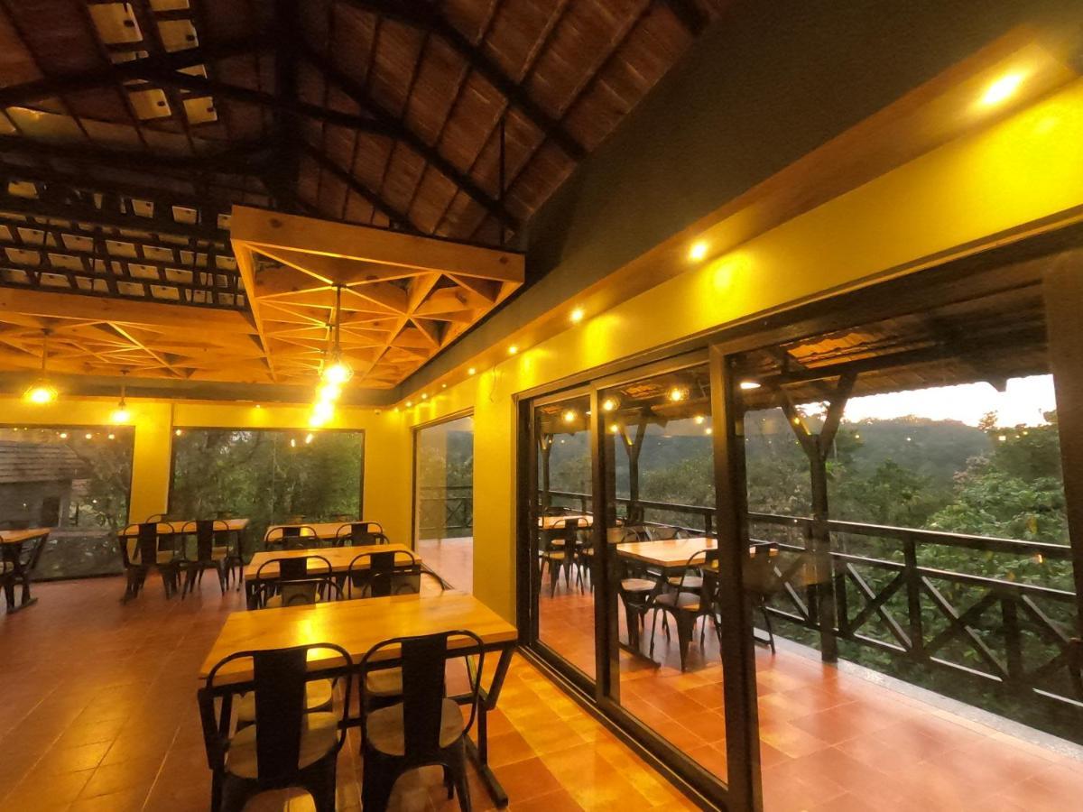 Hotel The Wild Trails Clarks Exotica , Munnar Exteriér fotografie